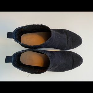 Black healed booties